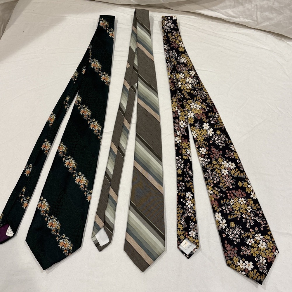 Famous Barr Vintage Neckties Lot Of 3 Menswear Floral Pattern, Stripped Retro